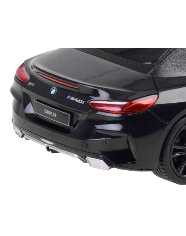 BMW Z4 1:18 vairuojamas automobilis su RASTAR nuotolinio valdymo pultu - juodas