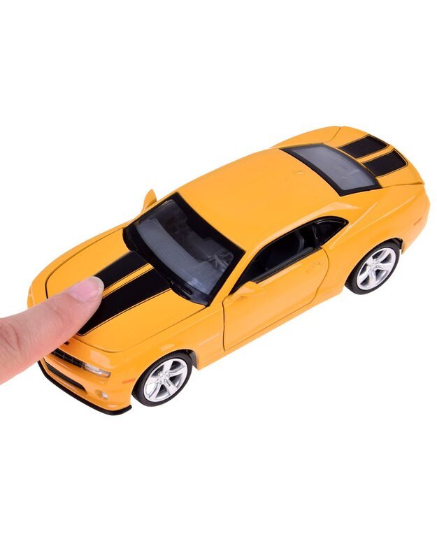 Chevrolet Camaro SS 1:32 light sound ZA3146