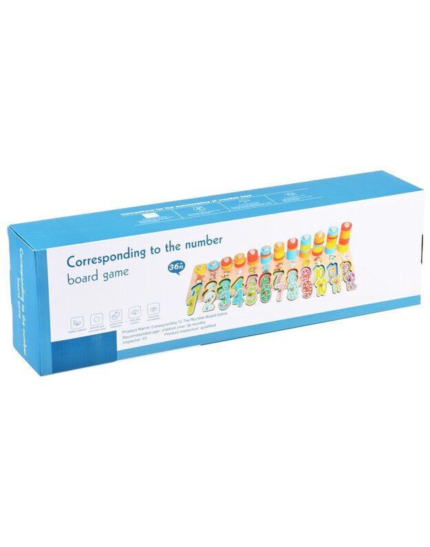 Spalvota medinė dėlionė su skaičiais