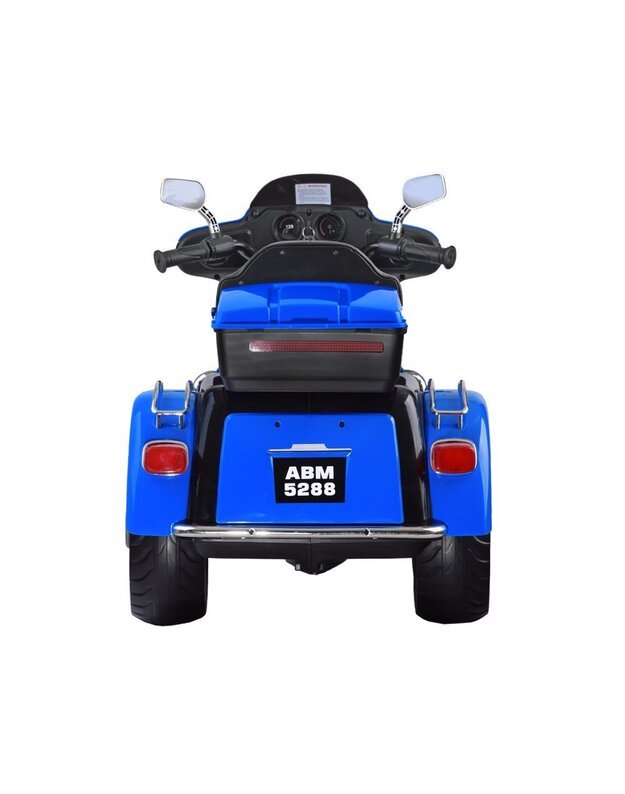 Didelis galingas motociklas - baltas