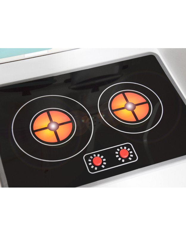 Didelė medinė virtuvė su orkaite ir šaldytuvu