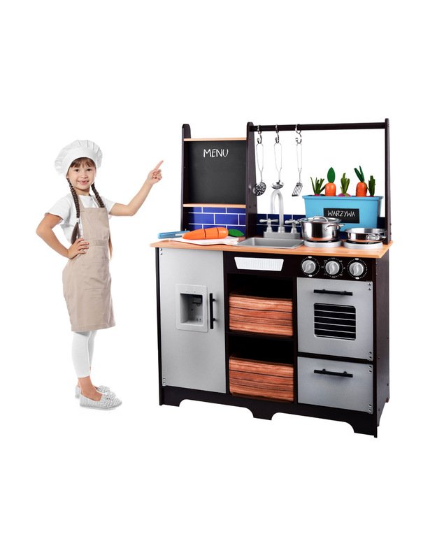 Lofto stiliaus medinė virtuvė su priedais