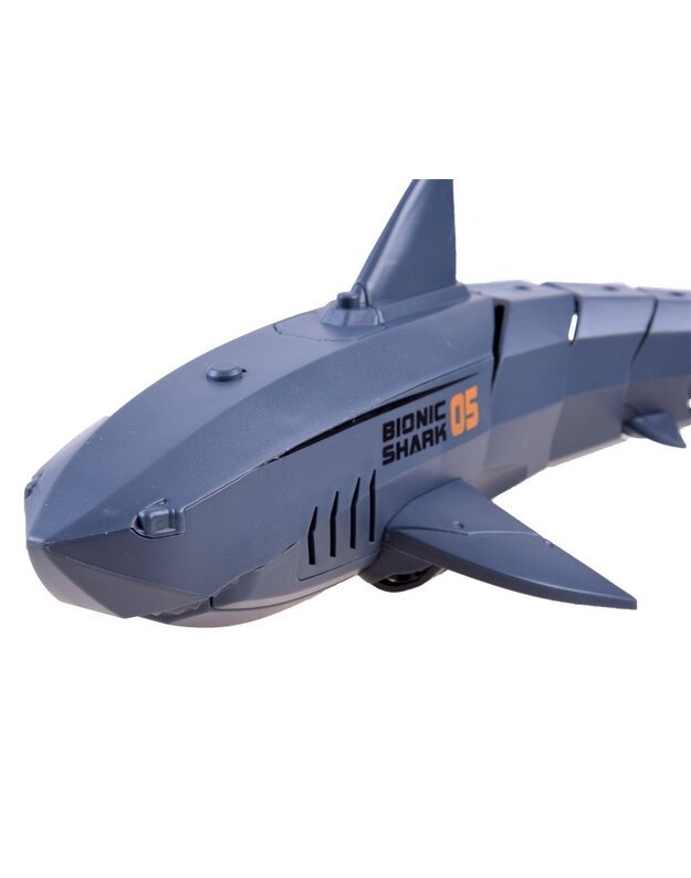 Radijo bangomis valdomas vandens ryklys