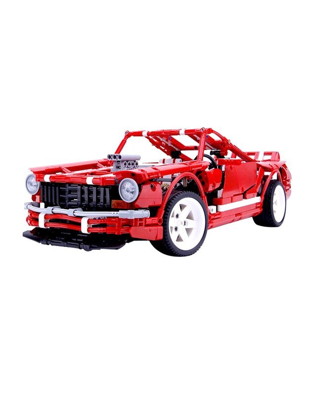 Techniniai blokeliai Lenktyniniam automobiliui surinkti 2000 vnt. 