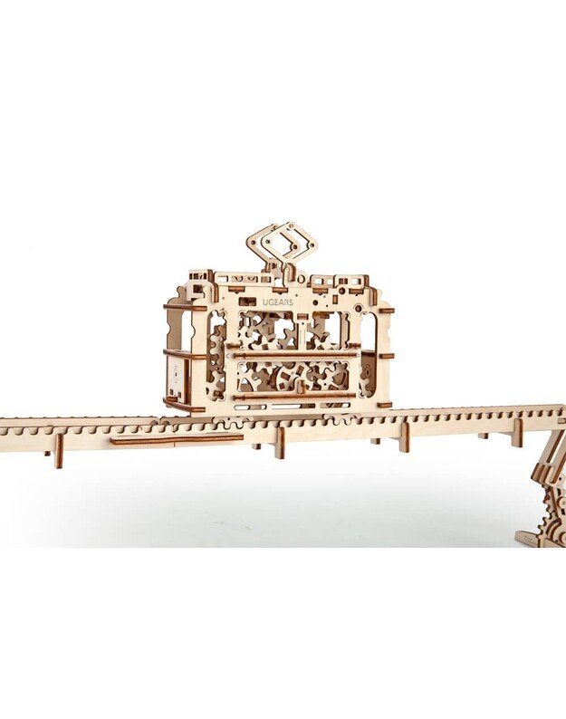 Tramvajus ant bėgių